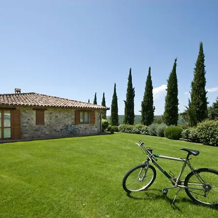 Otel Fattoria Di Vibio 4*