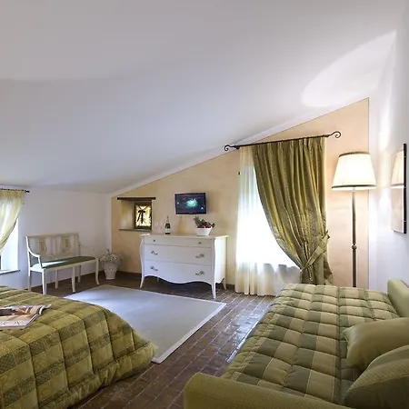 Hotel Fattoria Di Vibio 4*