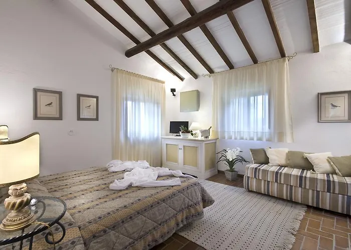 Hotel Fattoria Di Vibio 4*